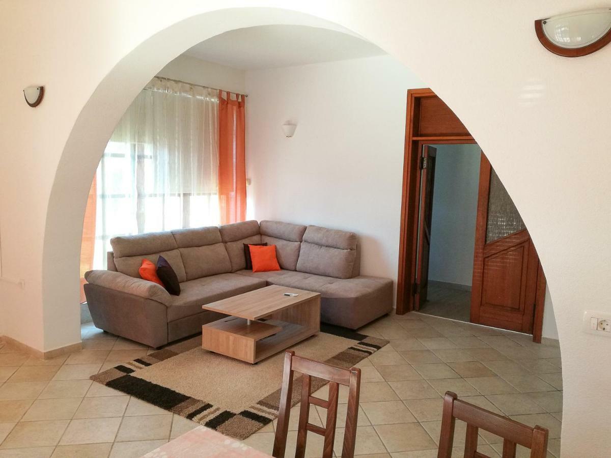 Apartment Sandra Умаг Екстериор снимка